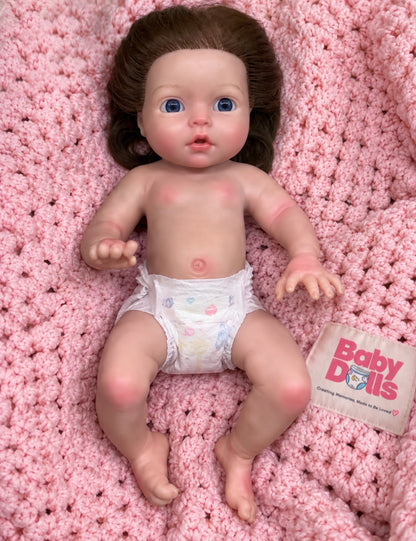 33cm Baby Doll Full Body Silicone Reborn Doll – Drinks & Wets - Girl (Suzi)
